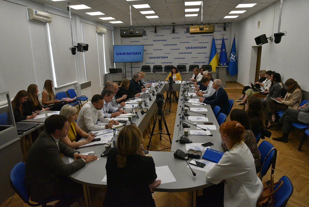 Боротьба з піратством на всіх рівнях: підсумки круглого столу «Захист креативного контенту в цифровому середовищі»