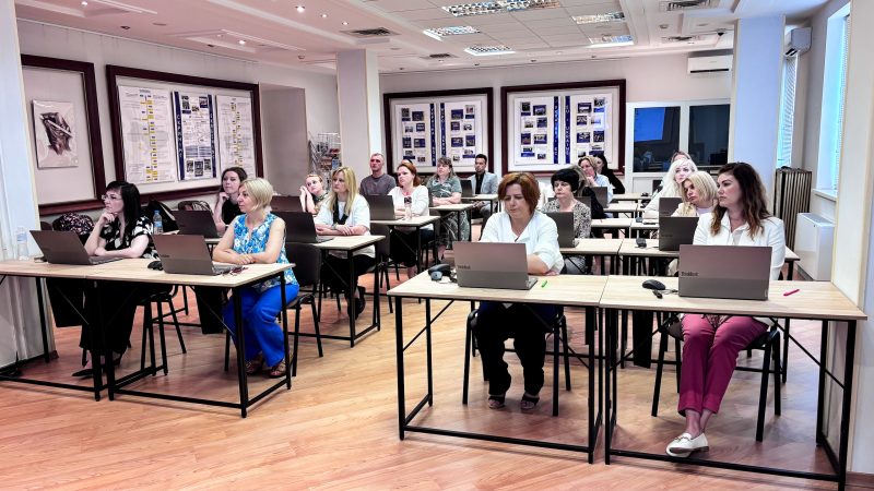 Атестація патентних повірених - слайд 1
